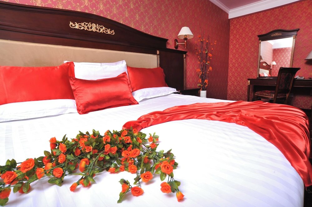 Фото White House Hotel