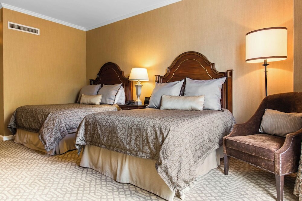 Фото Omni Royal Orleans Hotel