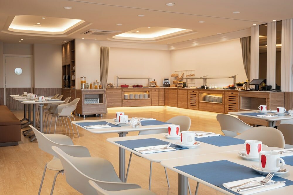 Фото Hotel Silken Rio Santander