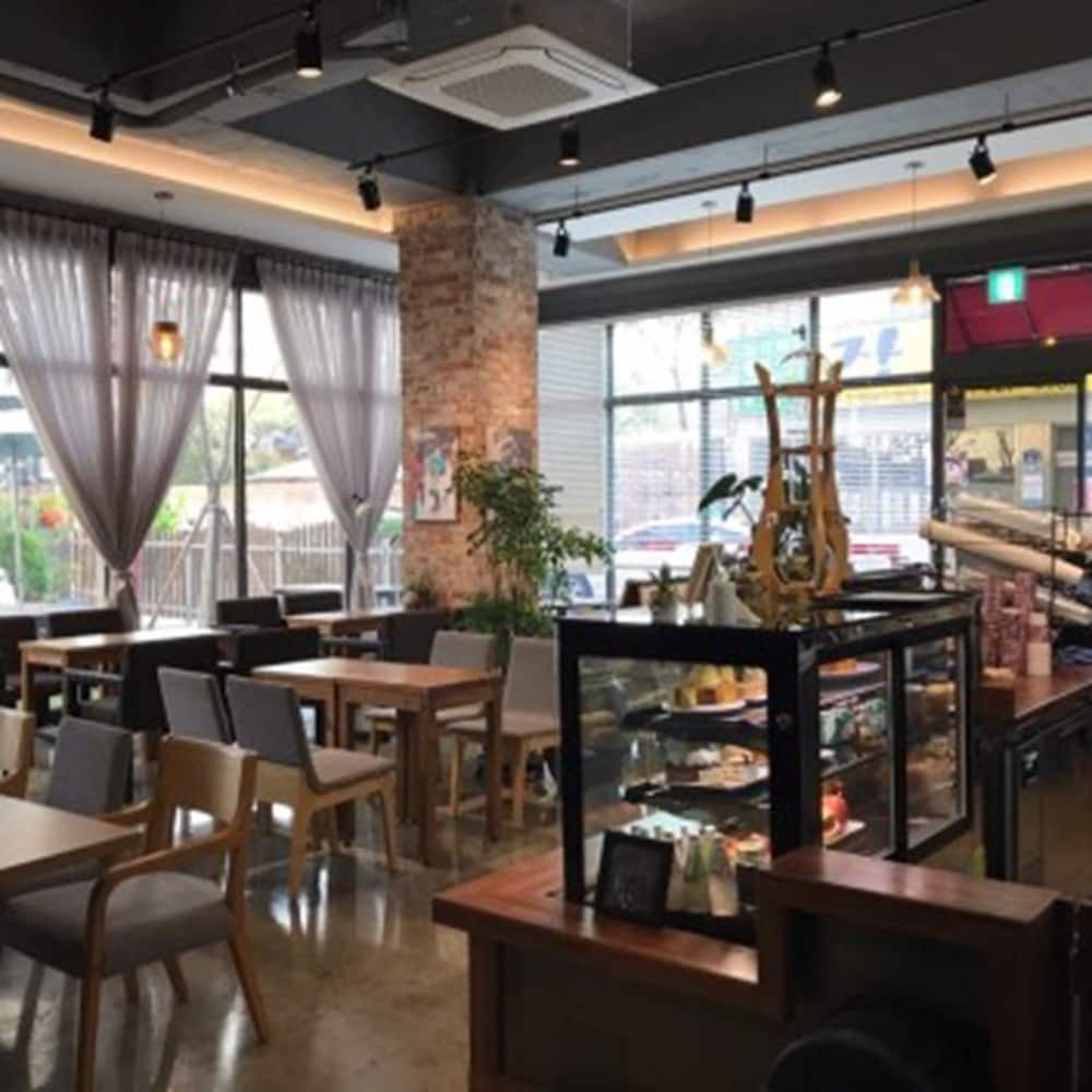 Фото Gwangju Guest House 145 - Hostel