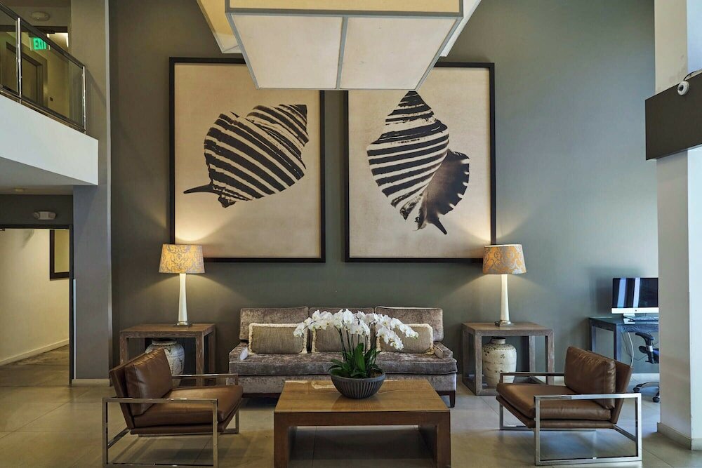 Фото Luxe Sunset Boulevard Hotel