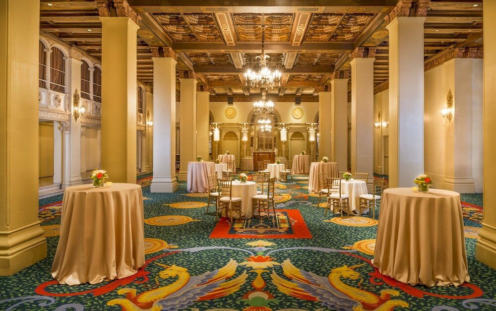 Фото Millennium Biltmore Los Angeles