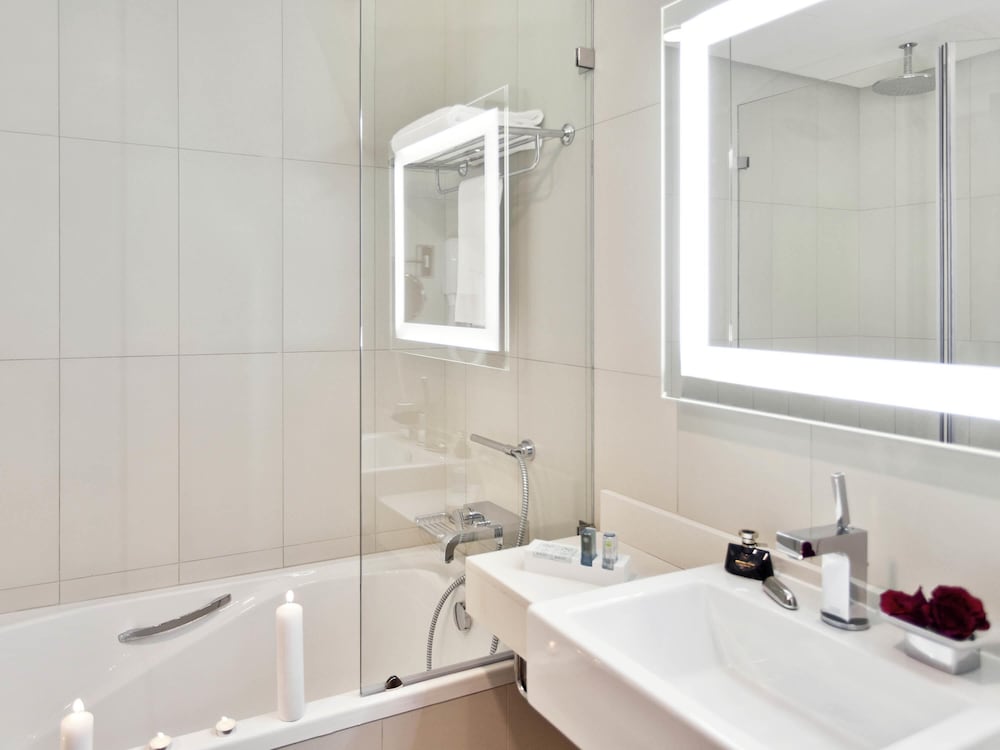 Фото Novotel Abu Dhabi Gate