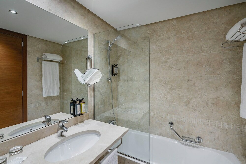 Фото Hotel Silken Coliseum