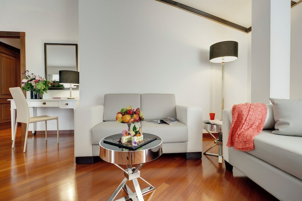 Фото Hotel Melia Milano