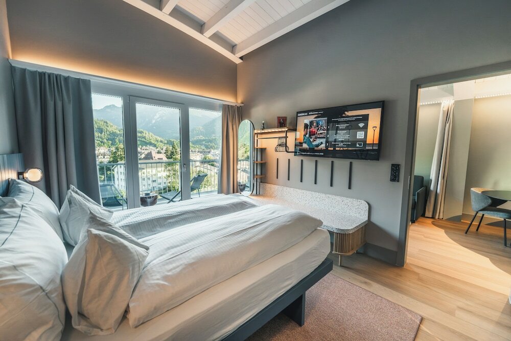 Фото Aparthotel Goldey Interlaken