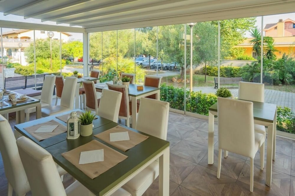 Фото Isa Fiumicino Airport Residence
