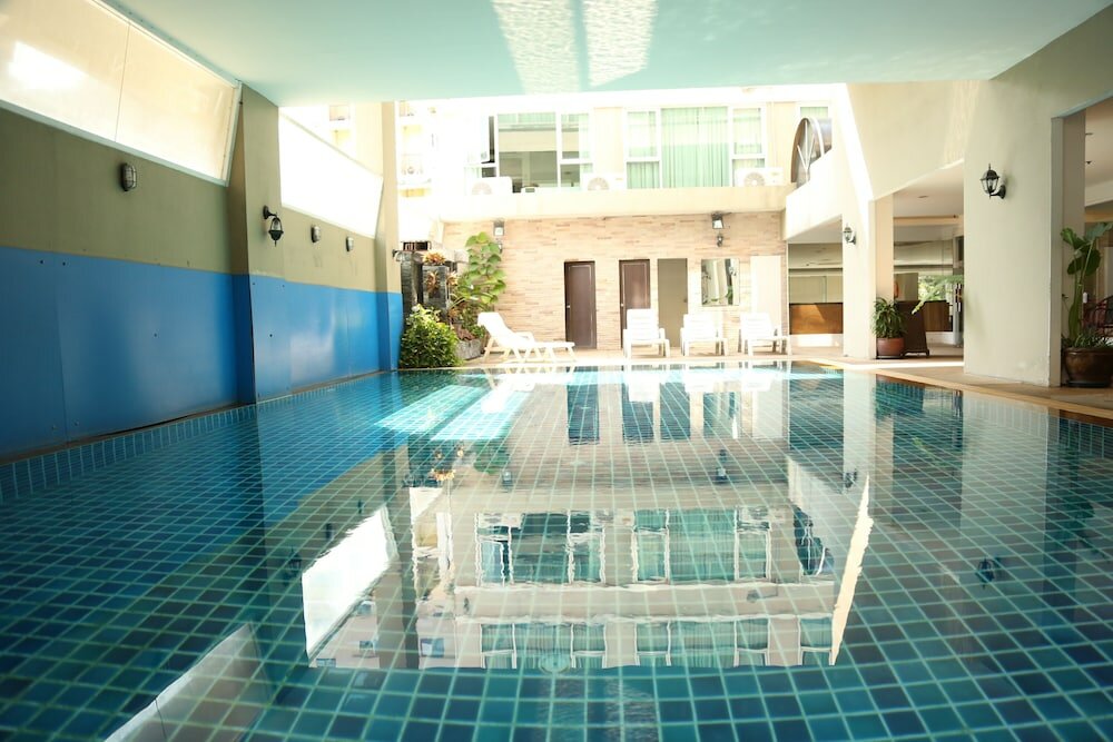 Фото Boss Suites Nana Hotel