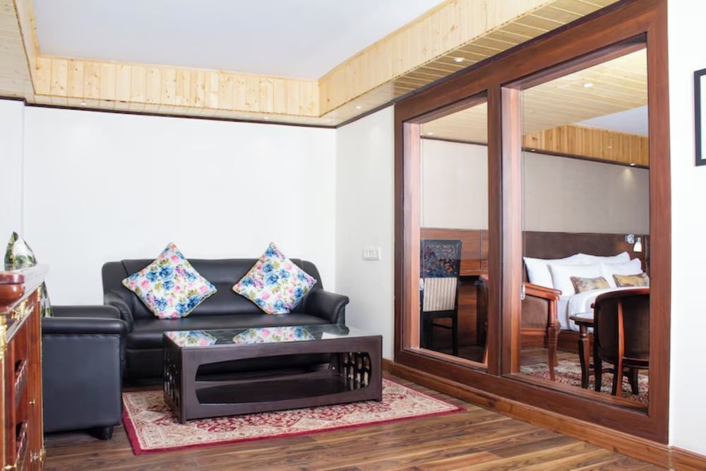 Фото Отель Sumitel Suites & Spa