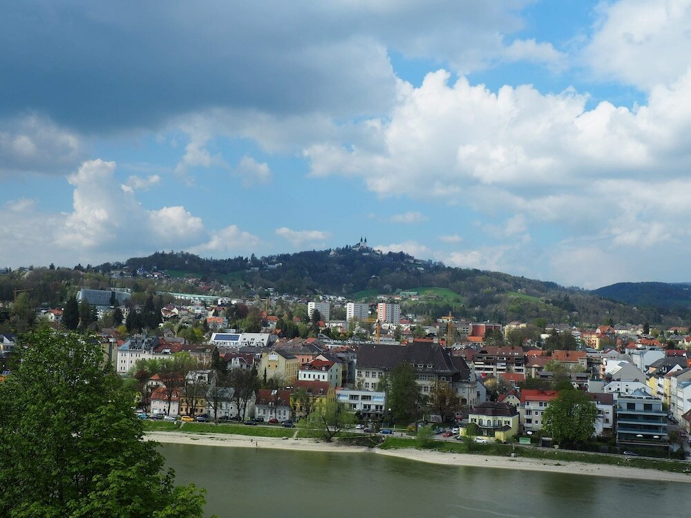 Фото Courtyard by Marriott Linz