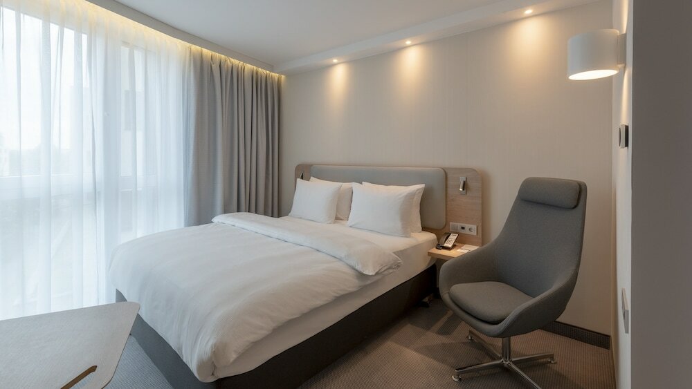 Фото Holiday Inn Express Offenbach, an Ihg Hotel