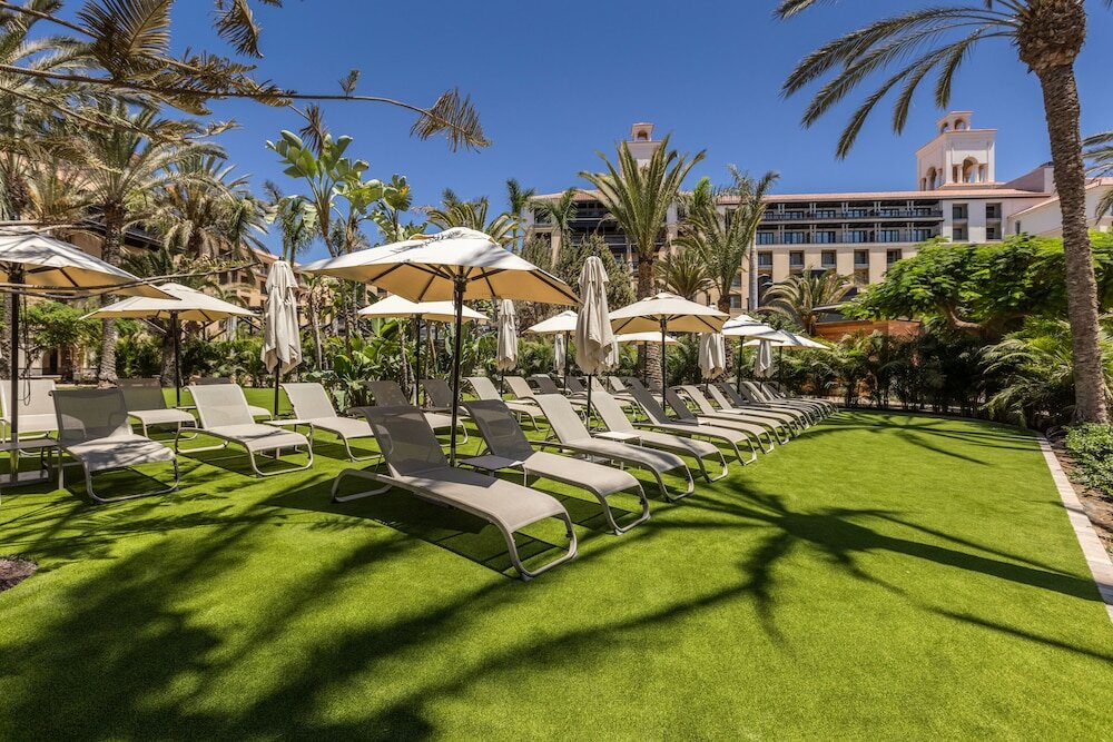 Фото Unique Club at Lopesan Costa Meloneras Resort