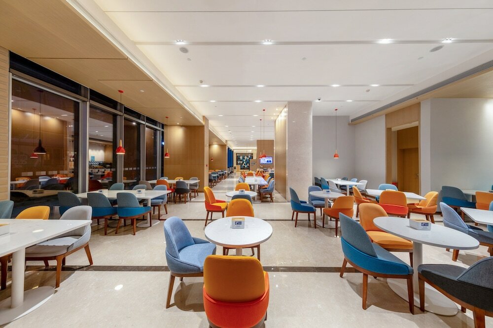 Фото Holiday Inn Express Shenzhen Haiyuan City