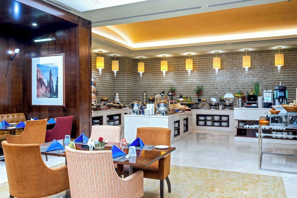 Фото Grand Millennium Tabuk