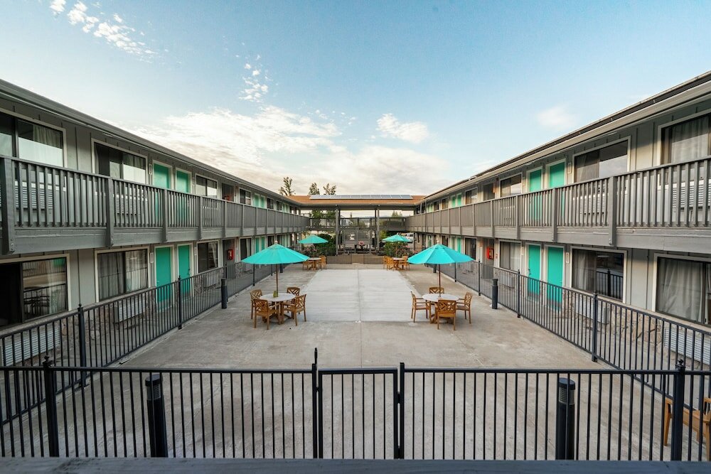 Фото PepperTree Inn