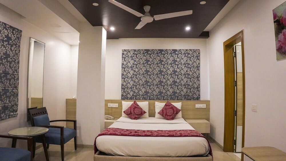 Фото Iris Park Hotel