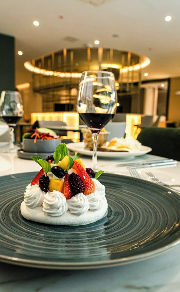 Фото Le Parc Hotel, Beyond Stars