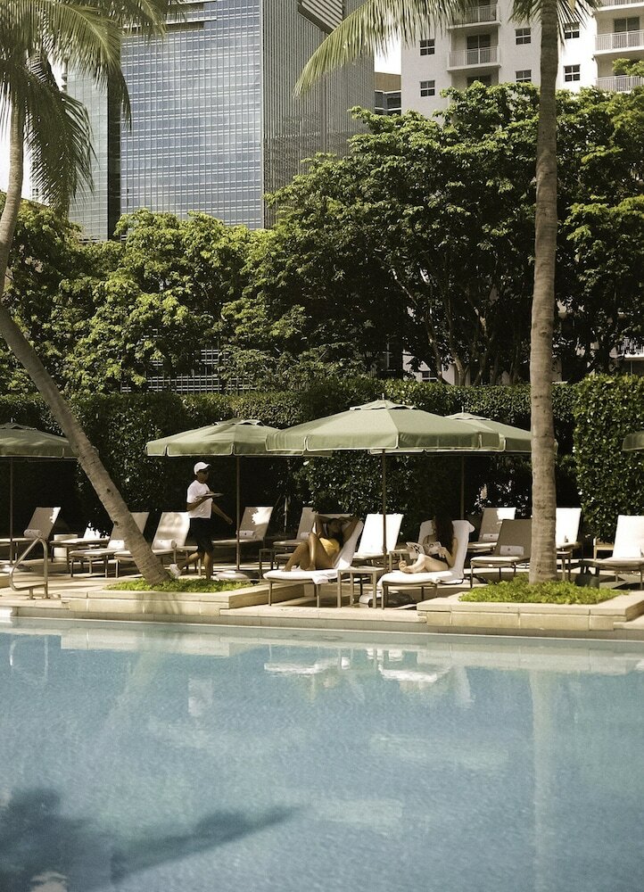 Фото Four Seasons Hotel Miami