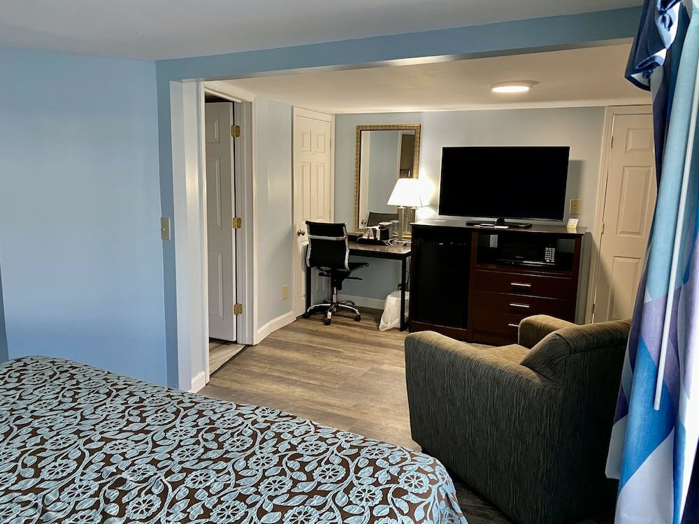 Фото Days Inn by Wyndham Lincoln