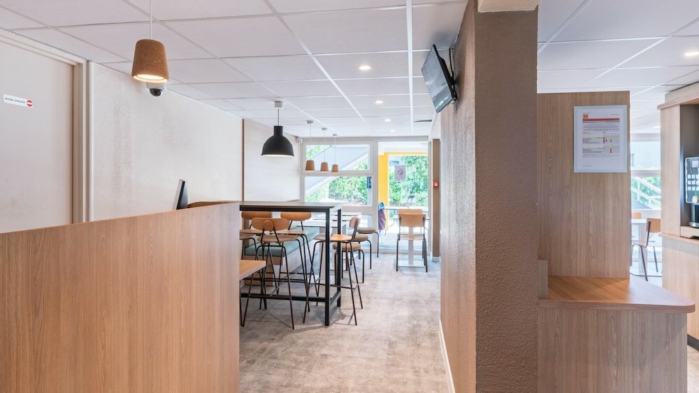 Фото Premiere Classe Lille Nord - Roncq