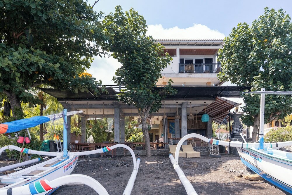 Фото Amed Sari Beach Guesthouse