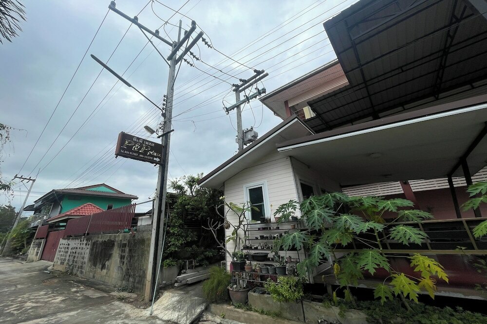 Фото P and P Place Apartment Kanchanaburi