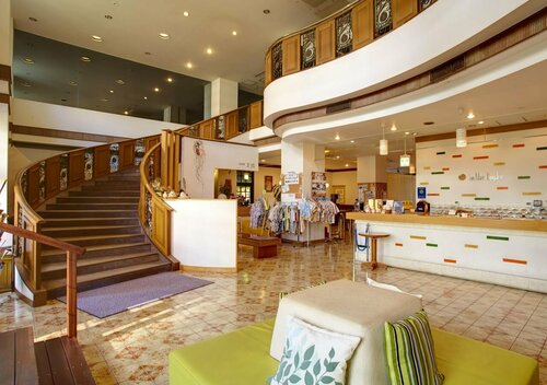 Внешний вид отеля Hotel Sun Palace Kyuyokan в Нахе, фото 2