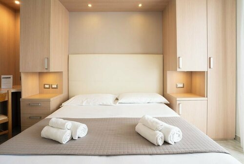 Внешний вид отеля Hotel Adriatic & Beauty в Римини, фото 2