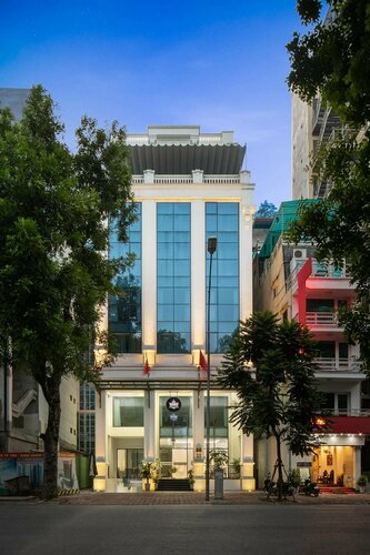 Гостиница Adonis Hotel в Ханое