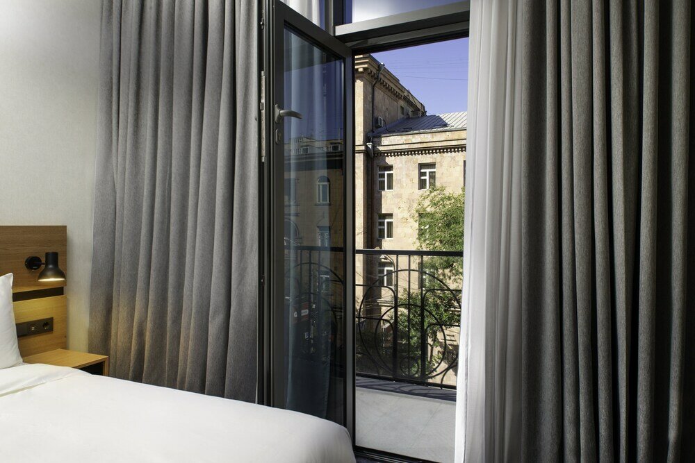 Holiday Inn Yerevan Republic Square - 18