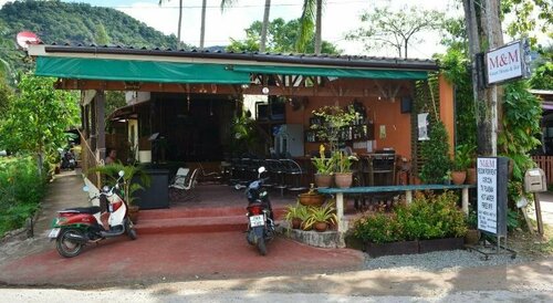 M&m Guesthouse