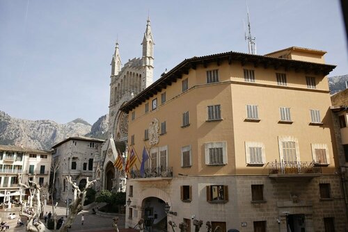 Гостиница Soller Plaza в Сольере