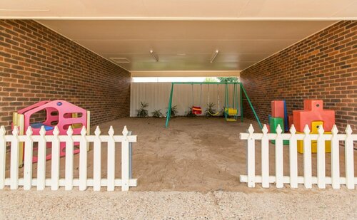 Гостиница Lincoln Cottage Motor Inn в Уогга-Уогга