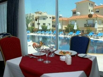 Гостиница Moniatis Hotel на Кипре