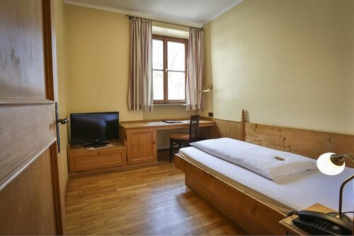 Гостиница Hotel Brauereigasthof Fuchs в Нойзес