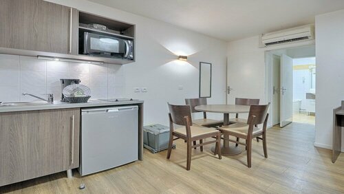 Гостиница Aparthotel Adagio access Nogent Sur Marne в Ножан-сюре-Марне