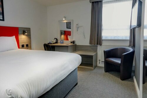 Гостиница Connaught Hotel в Вулвергемптоне