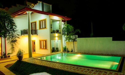 Гостиница Villa White в Хиккадуве