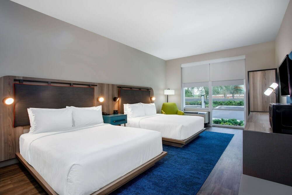 Фото Tryp by Wyndham Orlando