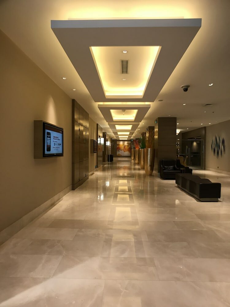 Фото Courtyard by Marriott Kunshan Hotel