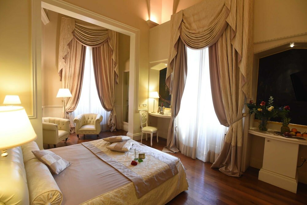 Фото Suite Hotel Santa Chiara