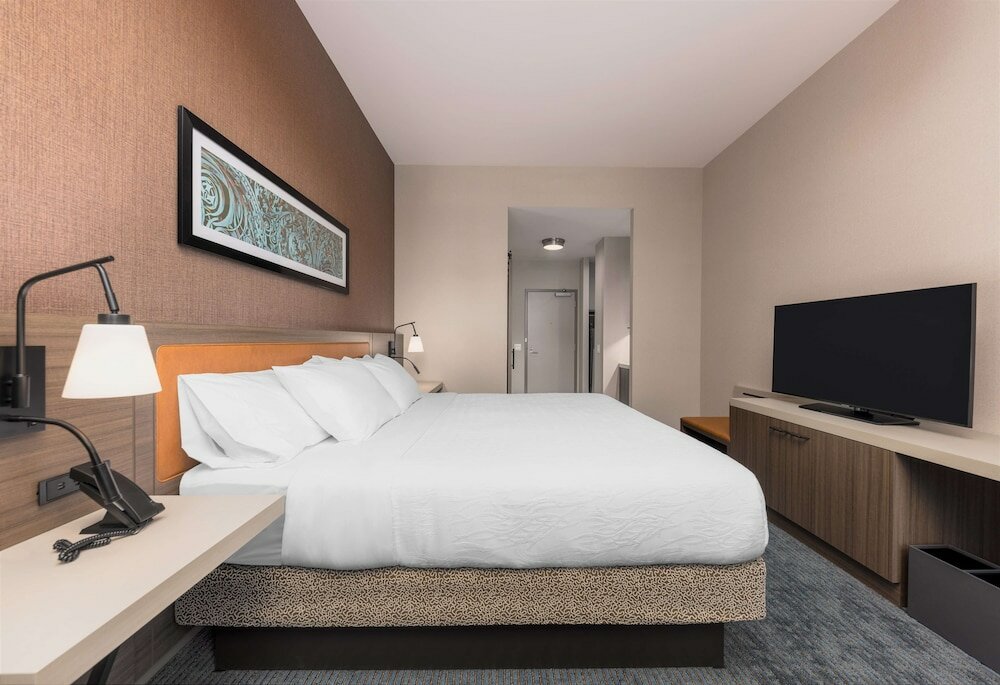 Фото Hilton Garden Inn Chicago Central Loop