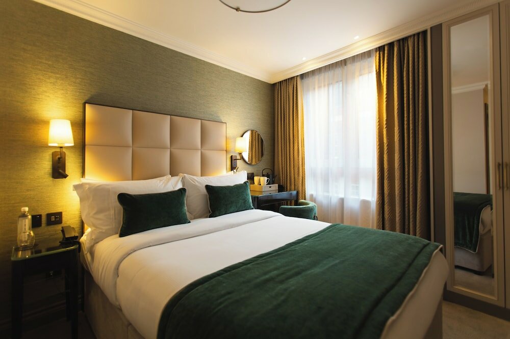 Фото The Rathbone Hotel, Fitzrovia