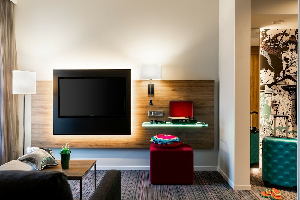 Фото Moxy Glasgow Sec