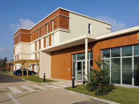 Фото Residhome Paris Guyancourt