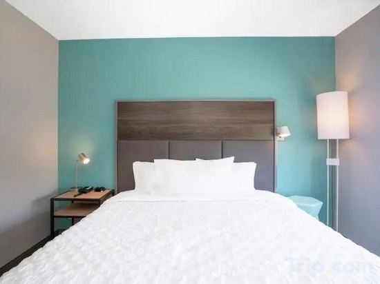 Фото Tru by Hilton Greenville