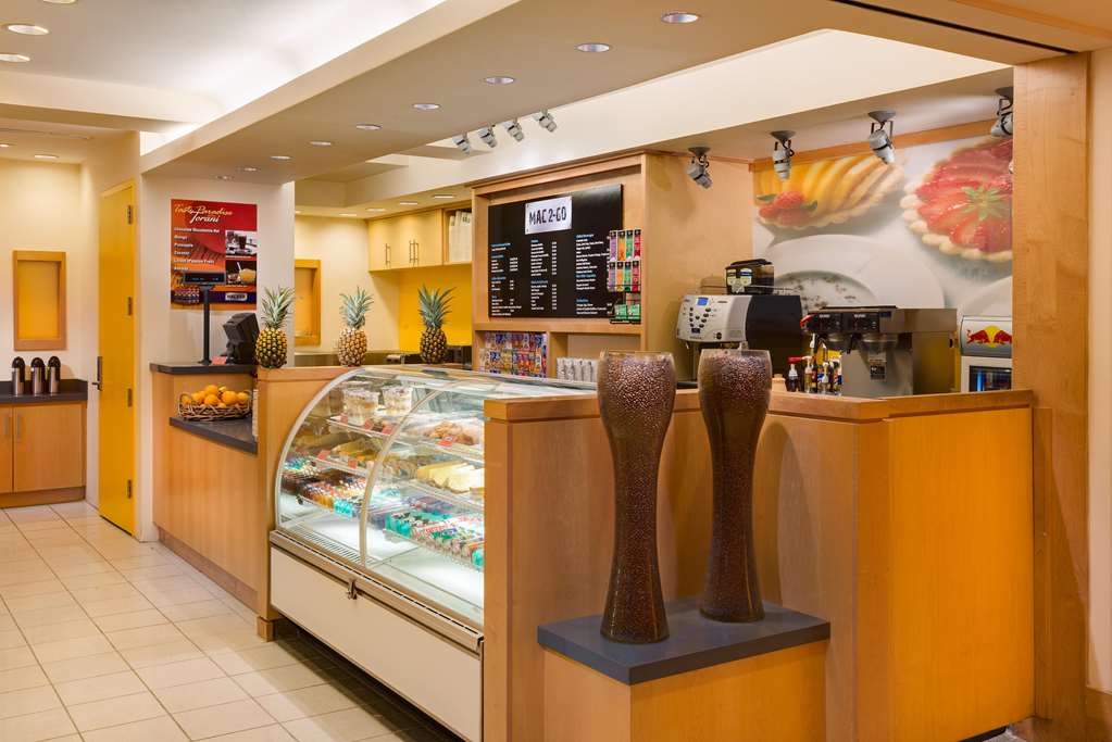 Фото Hilton Waikiki Beach Resort & SPA