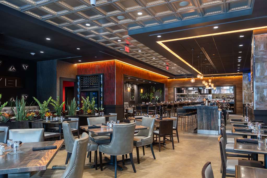 Фото Hilton Garden Inn Pittsburgh Downtown