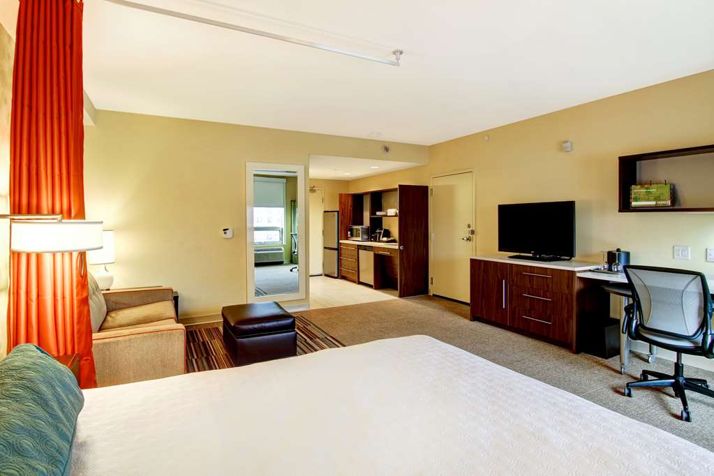 Фото Home2 Suites by Hilton West Edmonton, Alberta, Canada