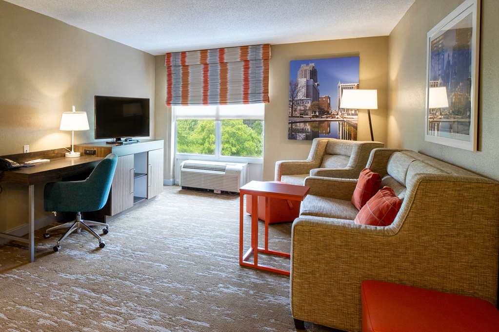 Фото Hampton Inn & Suites Raleigh/Cary I-40